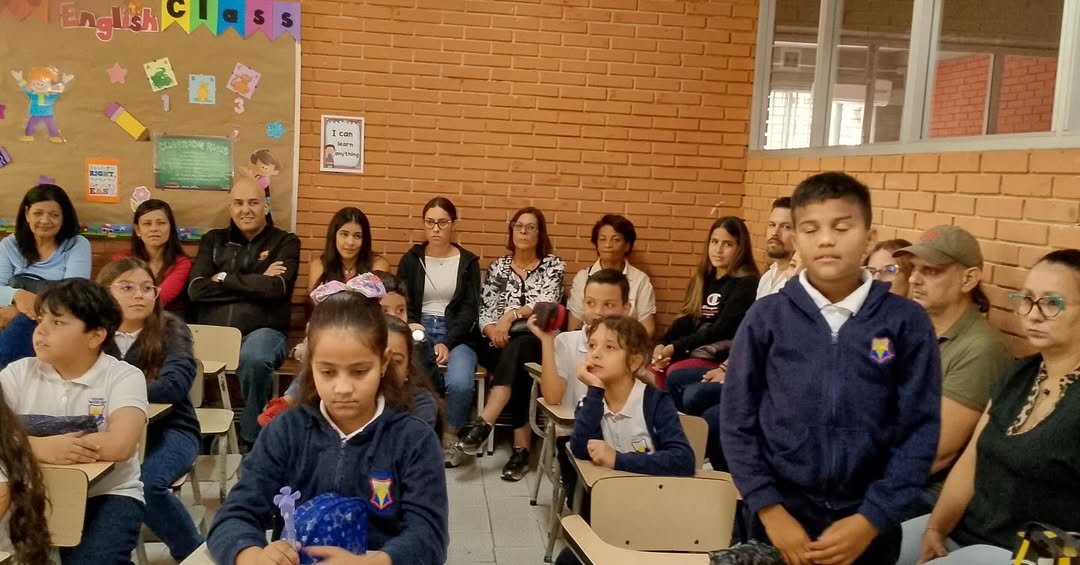 «Bienvenidos a la Clase Abierta de 4to grado A»